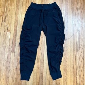 Athleta Altitude Pants 0 Jogger Ruched Black Stretch Hiking Athletic